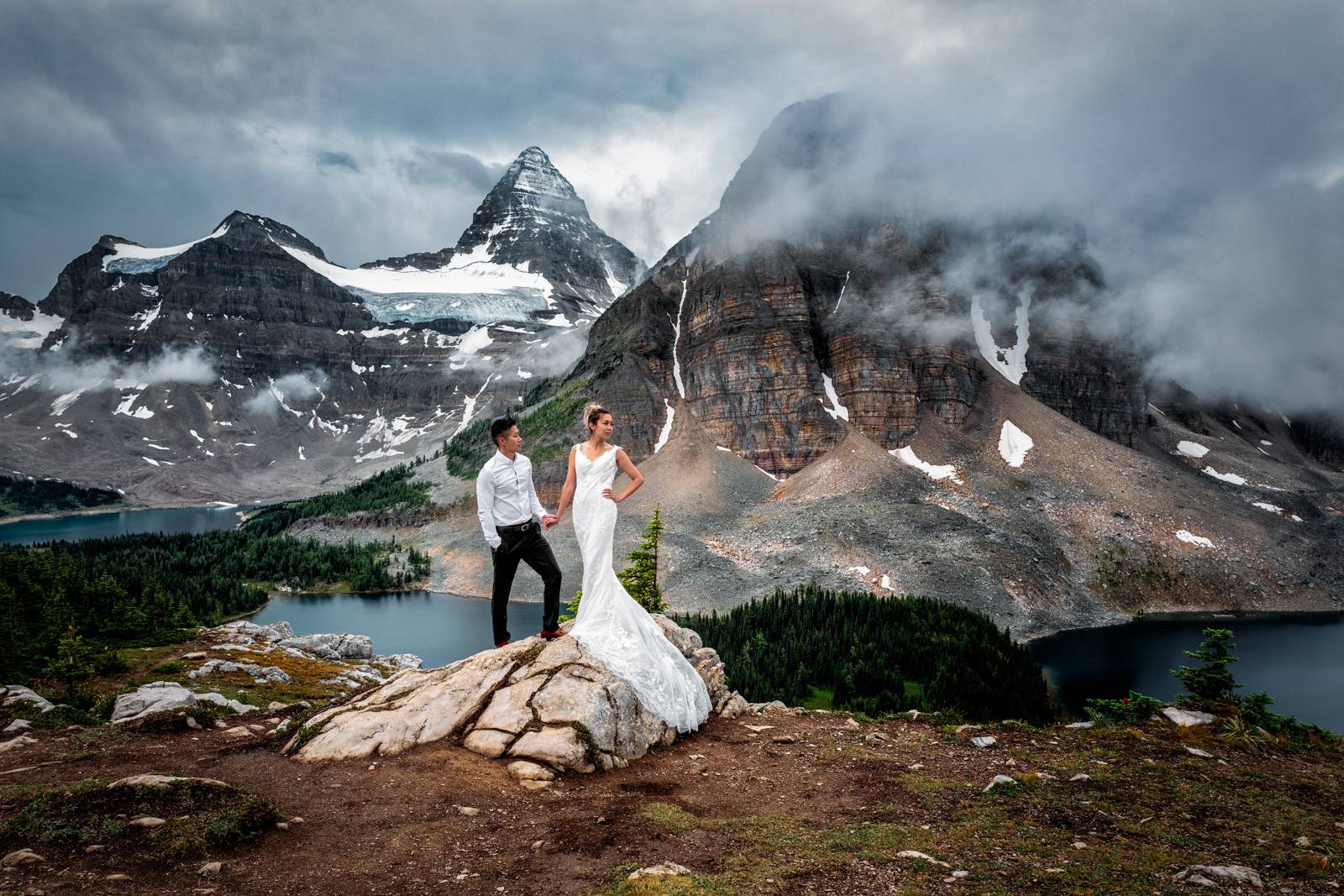 Mount Assiniboine elopement photographers
