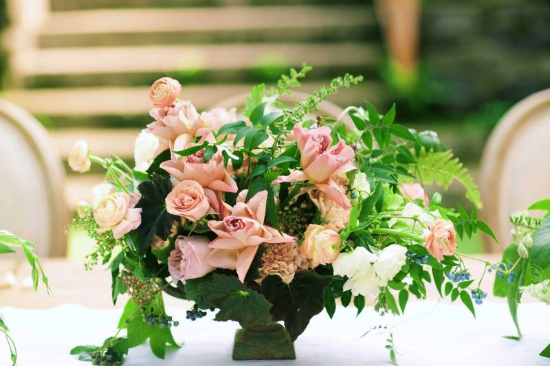 pink flowers, roses, organic floral centerpiece, old world, rustic, romantic, wedding flowers