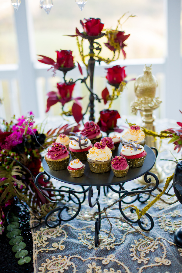 halloween wedding cupcakes