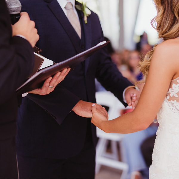 EVERYTHING YOU NEED TO KNOW ABOUT WEDDING OFFICIANTS AND MARRIAGE