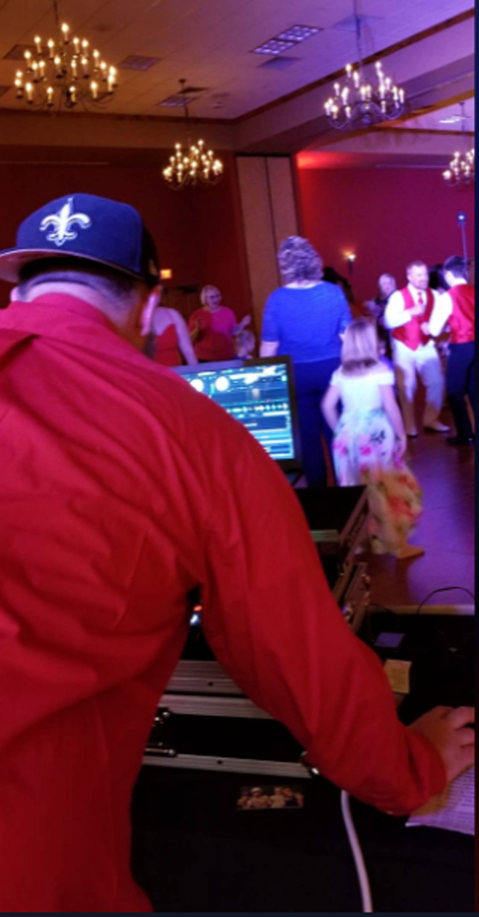 DJ Robbie Rob Profile Portfolio DJ Robbie Rob Item 1