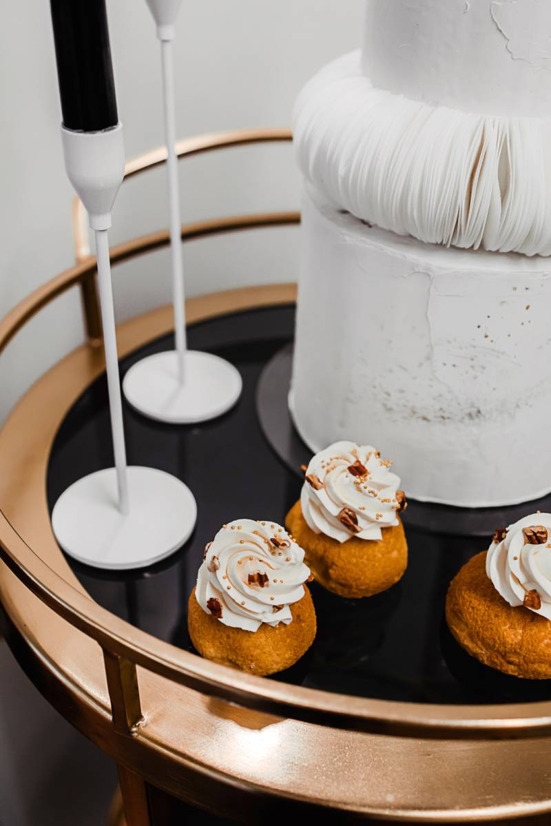 2023 WEDDING CAKE + DESSERT TRENDS Madison Wedding Inspiration