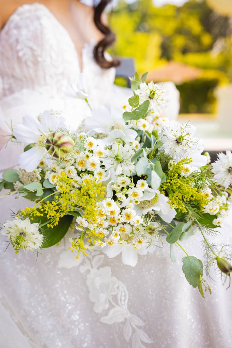 A SOFT SAGE + PISTACHIO GREEN GARDENINSPIRED WEDDING DESIGN WITH