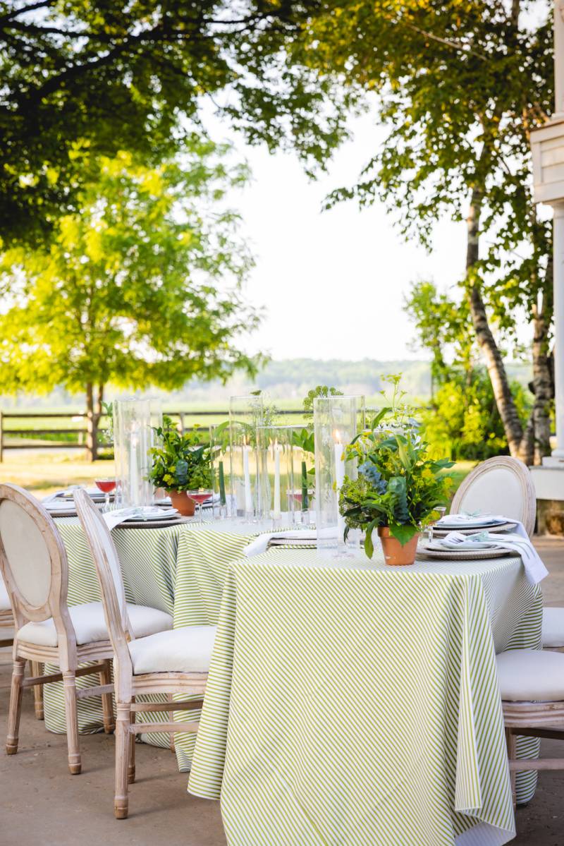 A SOFT SAGE + PISTACHIO GREEN GARDENINSPIRED WEDDING DESIGN WITH