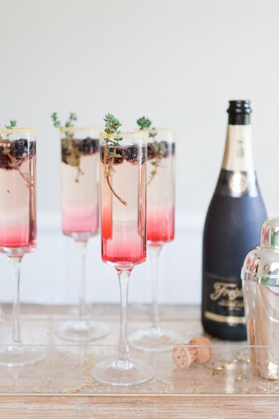 Fun Drinks to Put on a Cocktail Hour List