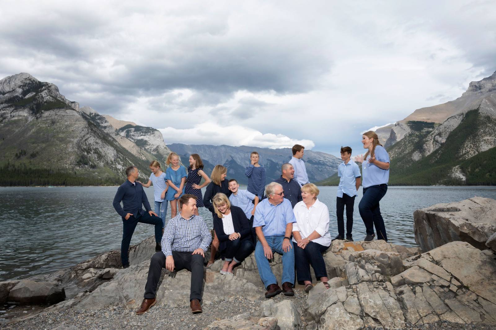 Lake Minnewanka Family Session