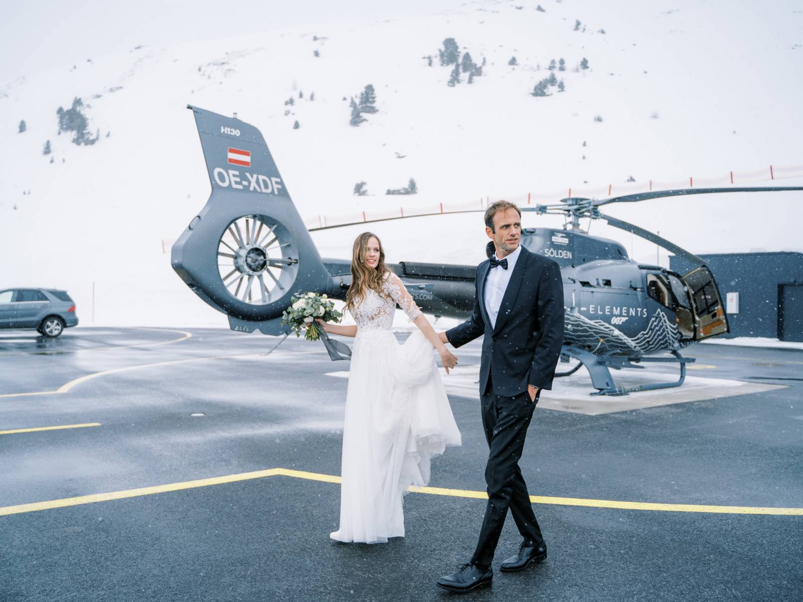 Elegant James Bond inspired Winter Wedding in the Austrian Alps ...