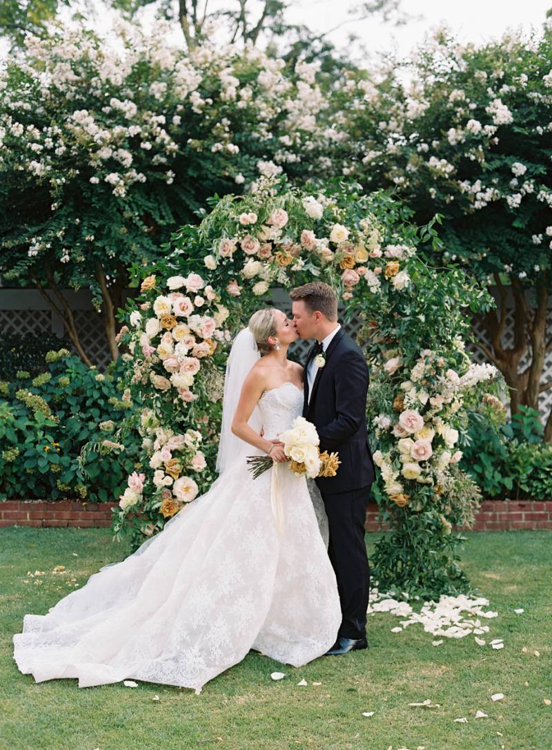 Intimate secret garden Wedding inspired by Pride Prejudice