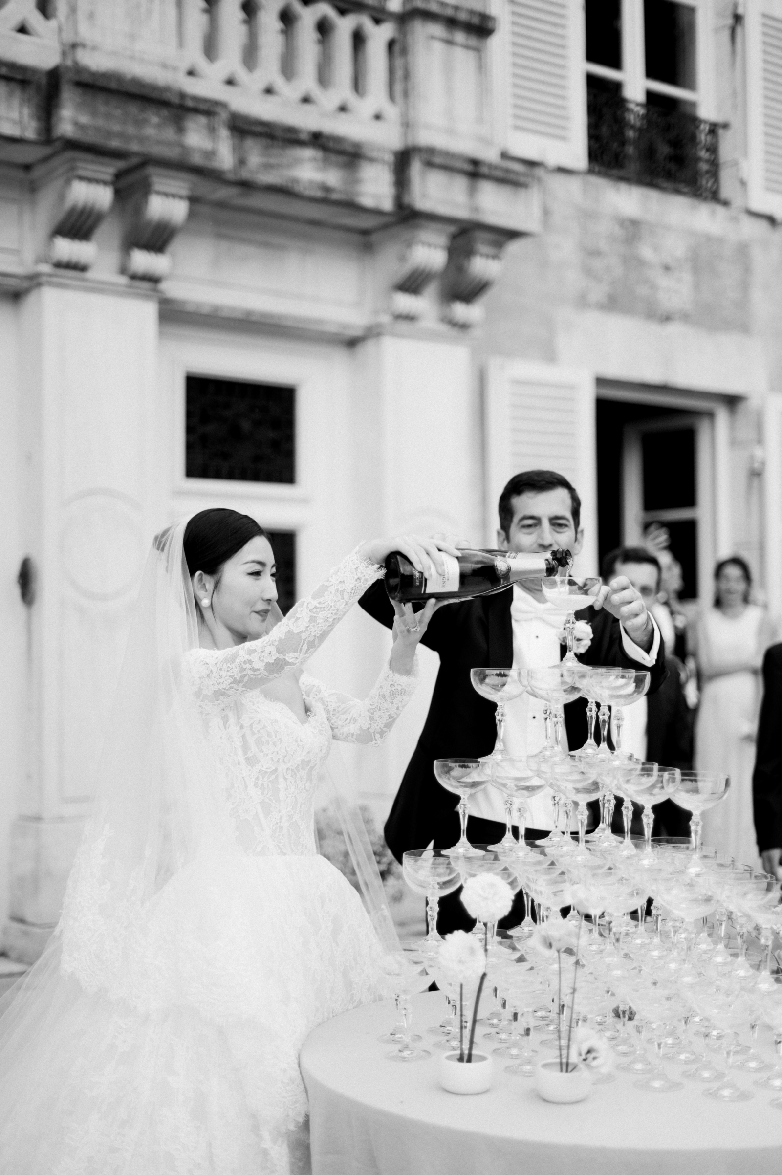 Faith & Michael'S Fairytale Wedding - udb2gd8