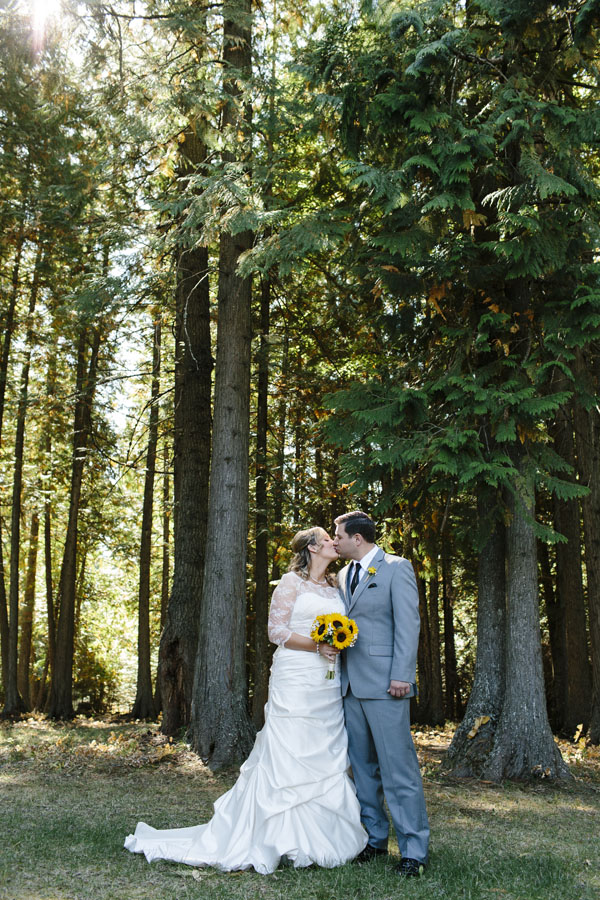 EmilyWenzel_Camden-Ranch-Wedding_IMG-0012