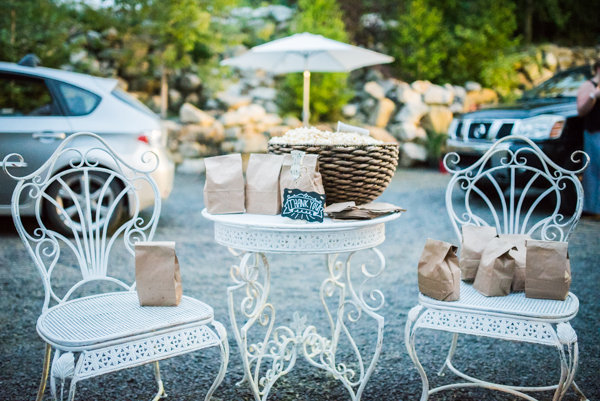 sunny green bluff wedding