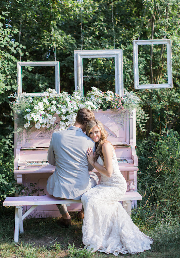 Sun-Drenched Romantic Post Wedding Shoot