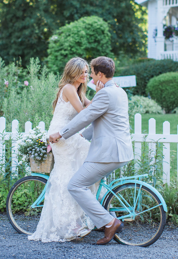 Sun-Drenched Romantic Post Wedding Shoot
