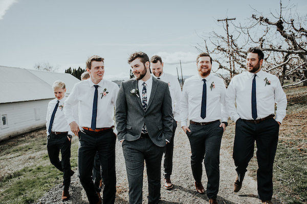 Blush Winery Wedding In Central Washington