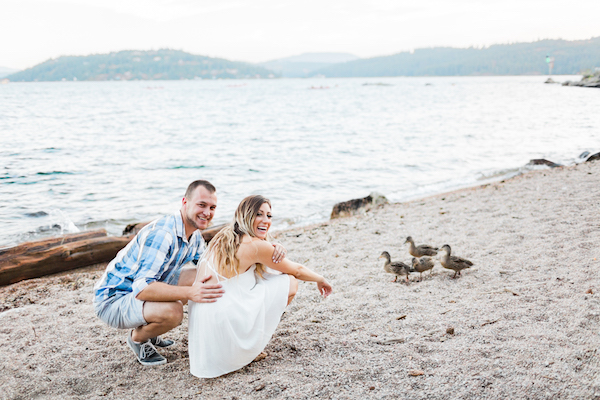 Sweet & Simple Lakeside Engagement Session