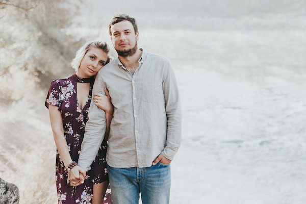 Riverside Picnic Engagement In Spokane