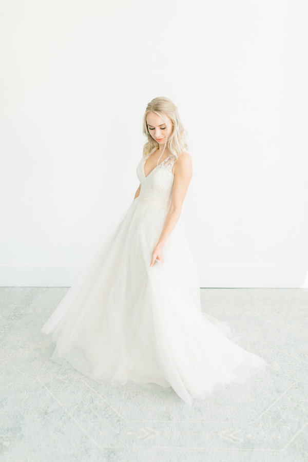 A Light + Airy Styled Shoot Dripping With Romance