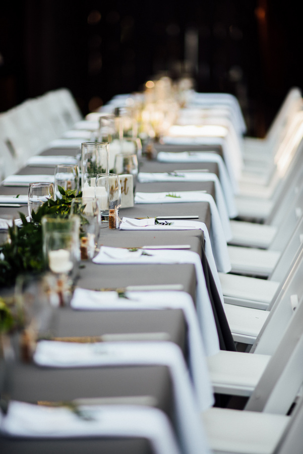 Cheery, Romantic Spring Bellevue Wedding on Apple Brides