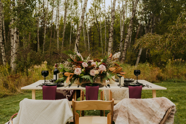 Moody Modern Wedding Inspiration in Deer Park on Apple Brides