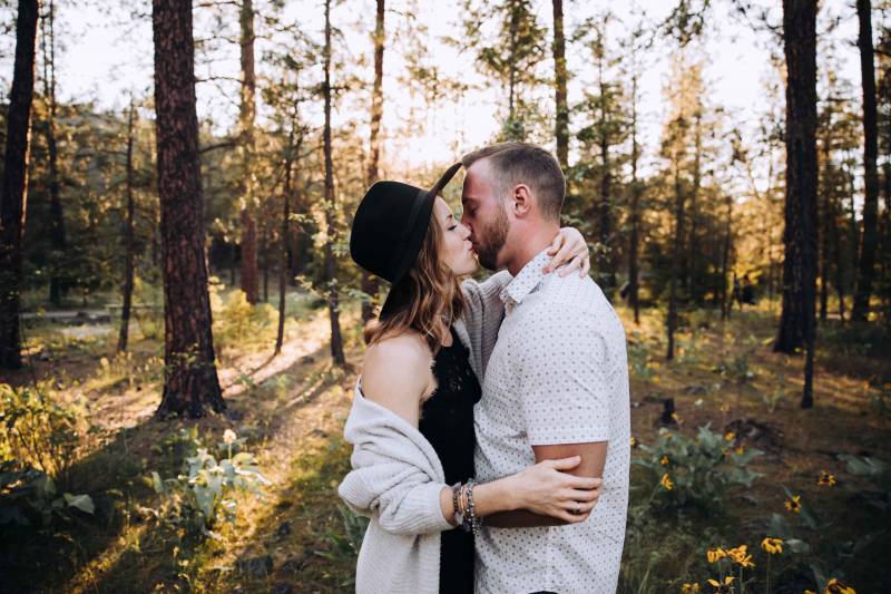 Stylish Riverside Engagement At Bowl And Pitcher