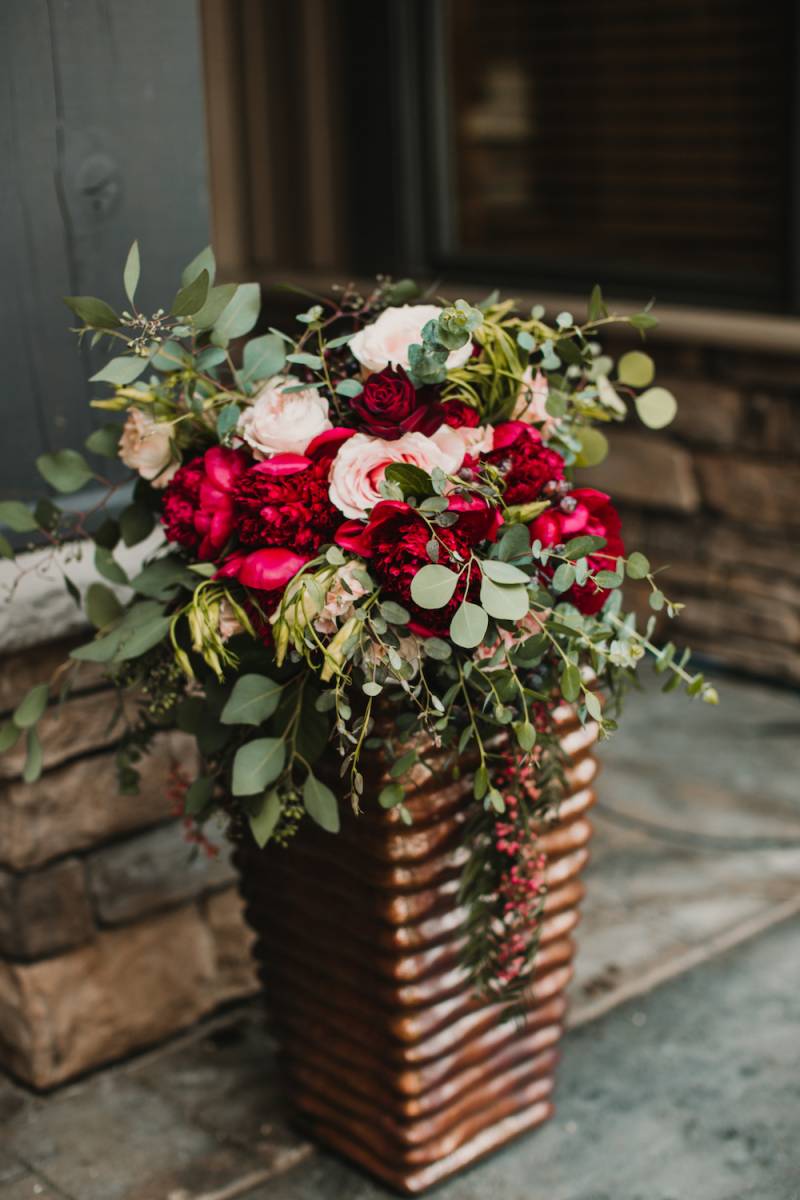 Elegant Wine-Hued Wedding In Cle Elum, Washington on Apple Brides