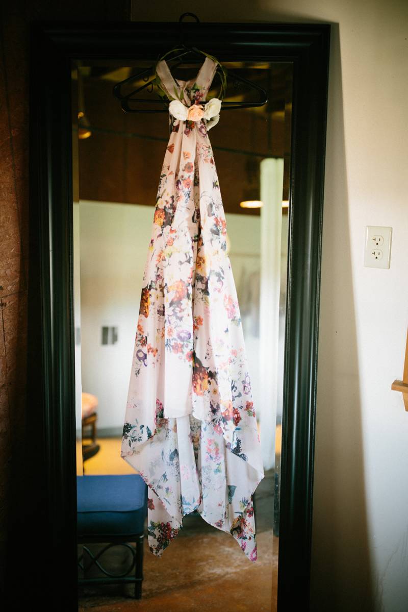Fun + Colorful DIY Wedding in Yakima on Apple Brides