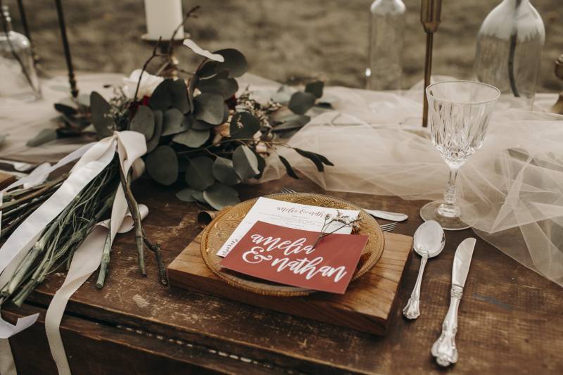 Red Invitation | Vintage Sweetheart Table| Sweet Intimate Styled Elopement On The Palouse