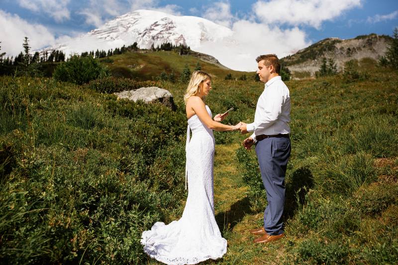 Heartfelt and Sentimental Intimate Vow Renewal at Mt. Rainier on Apple Brides