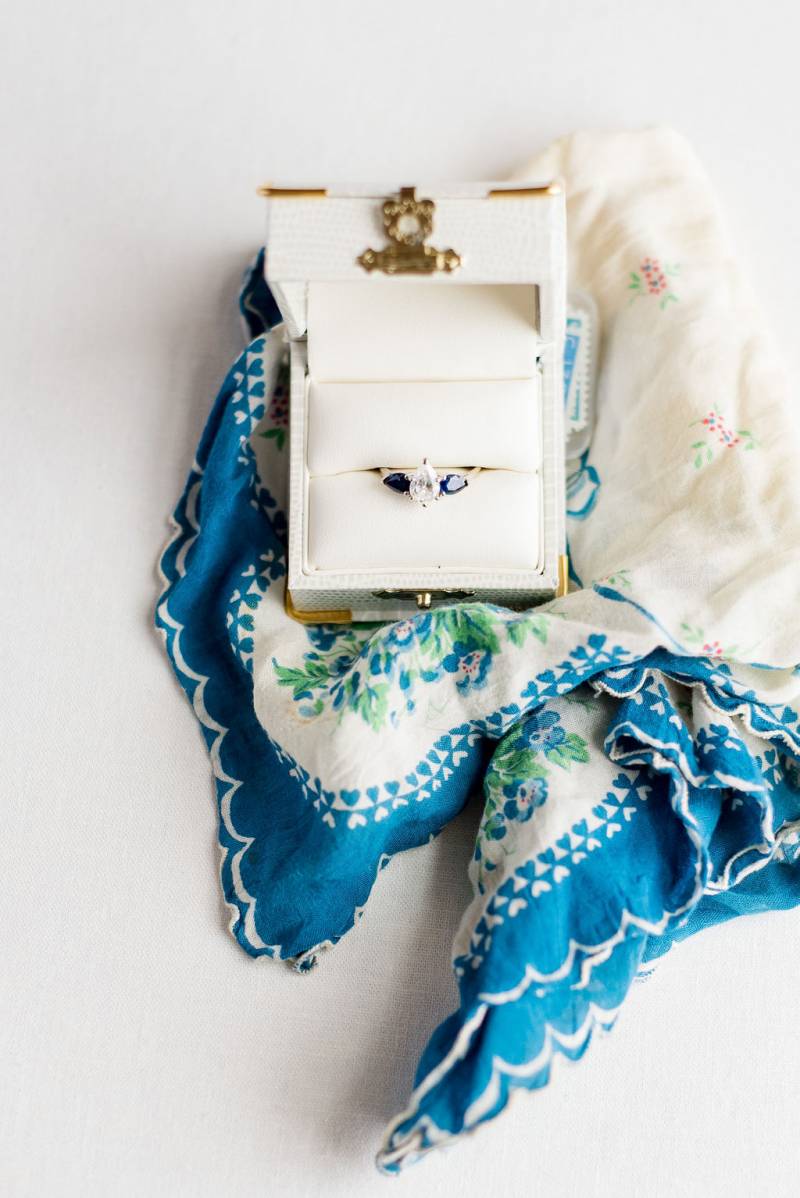 Something Blue Wedding in Walla Walla, Washington on Apple Brides