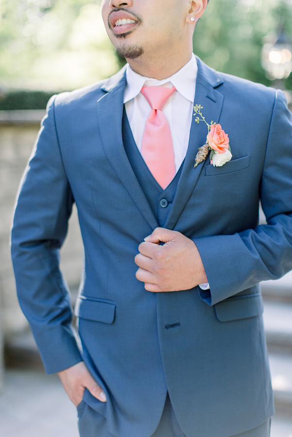 PNW Inspired Coral Wedding Inspiration with a Furry Friend on Apple Brides