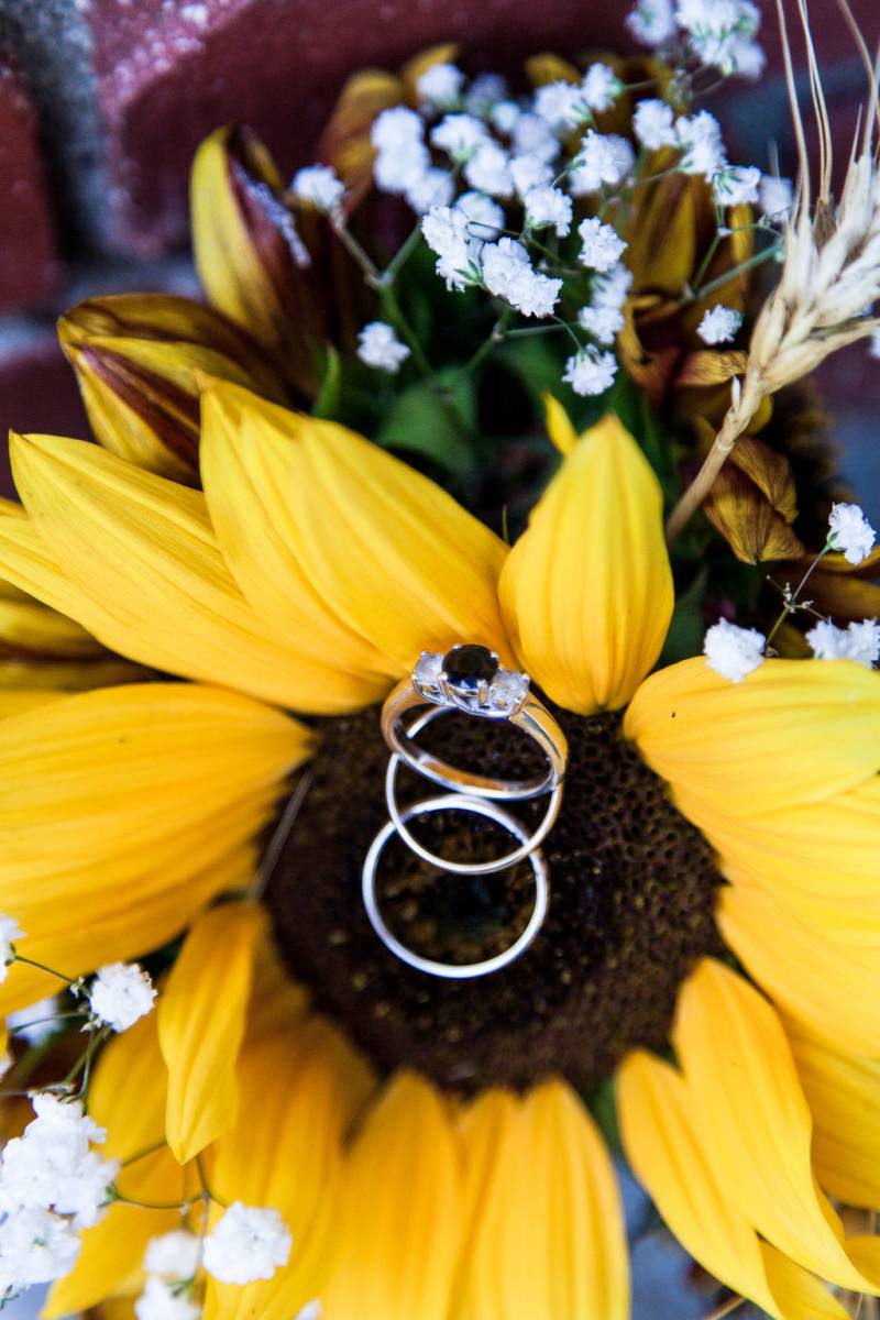Sunny Fall Schoolhouse Wedding in Moscow, Idaho on Apple Brides