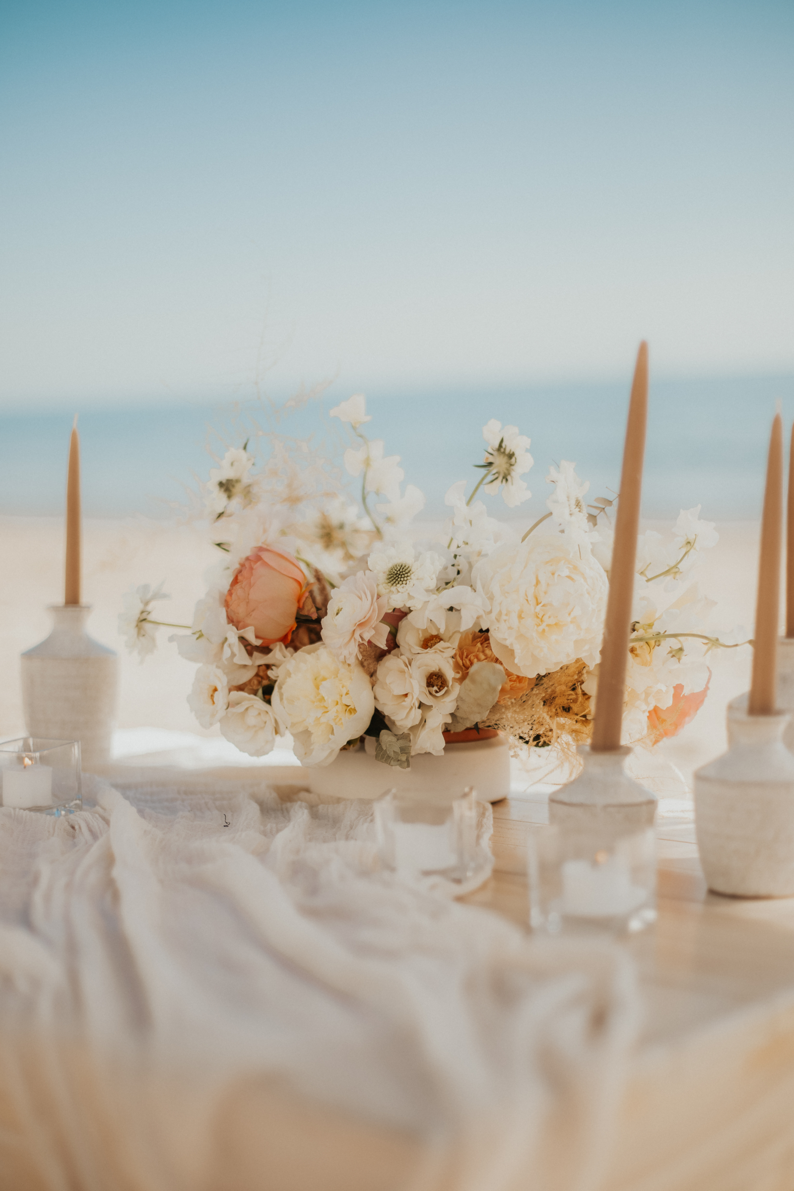 picnic, flowers, beach, candles, votives