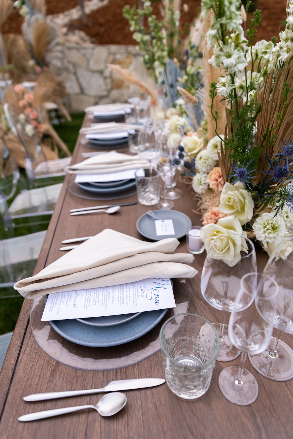 dinner, reception, table, plate, flatware, flowers
