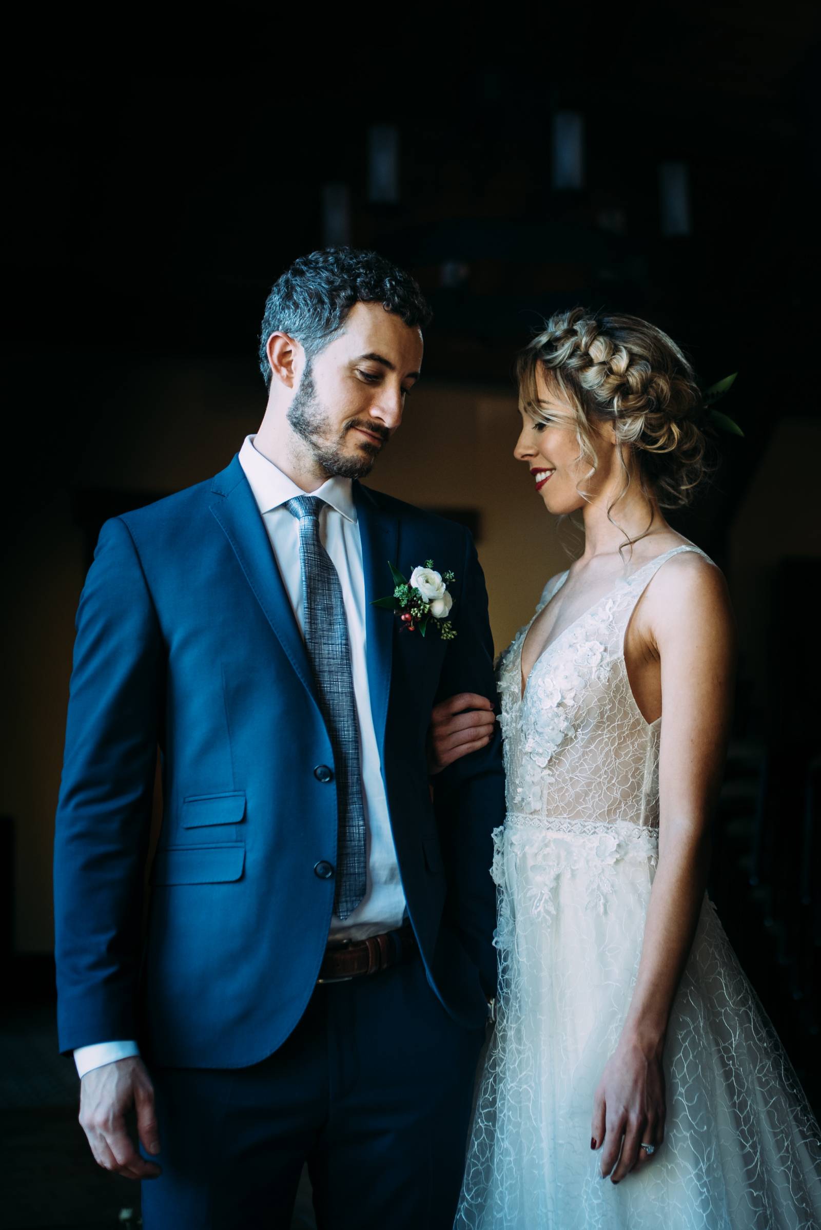 bride and groom wedding portraits