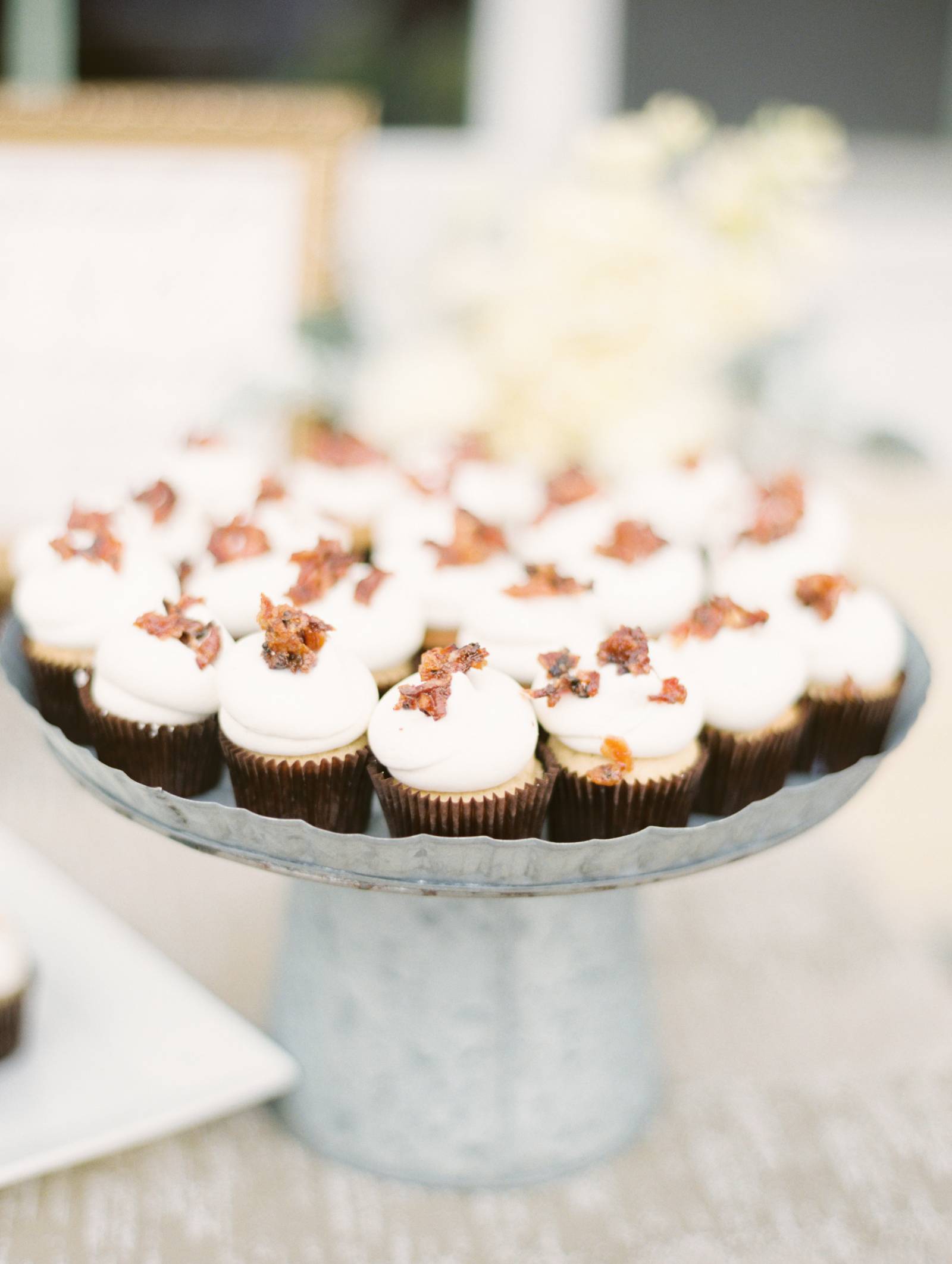 cupcakes | wedding reception dessert