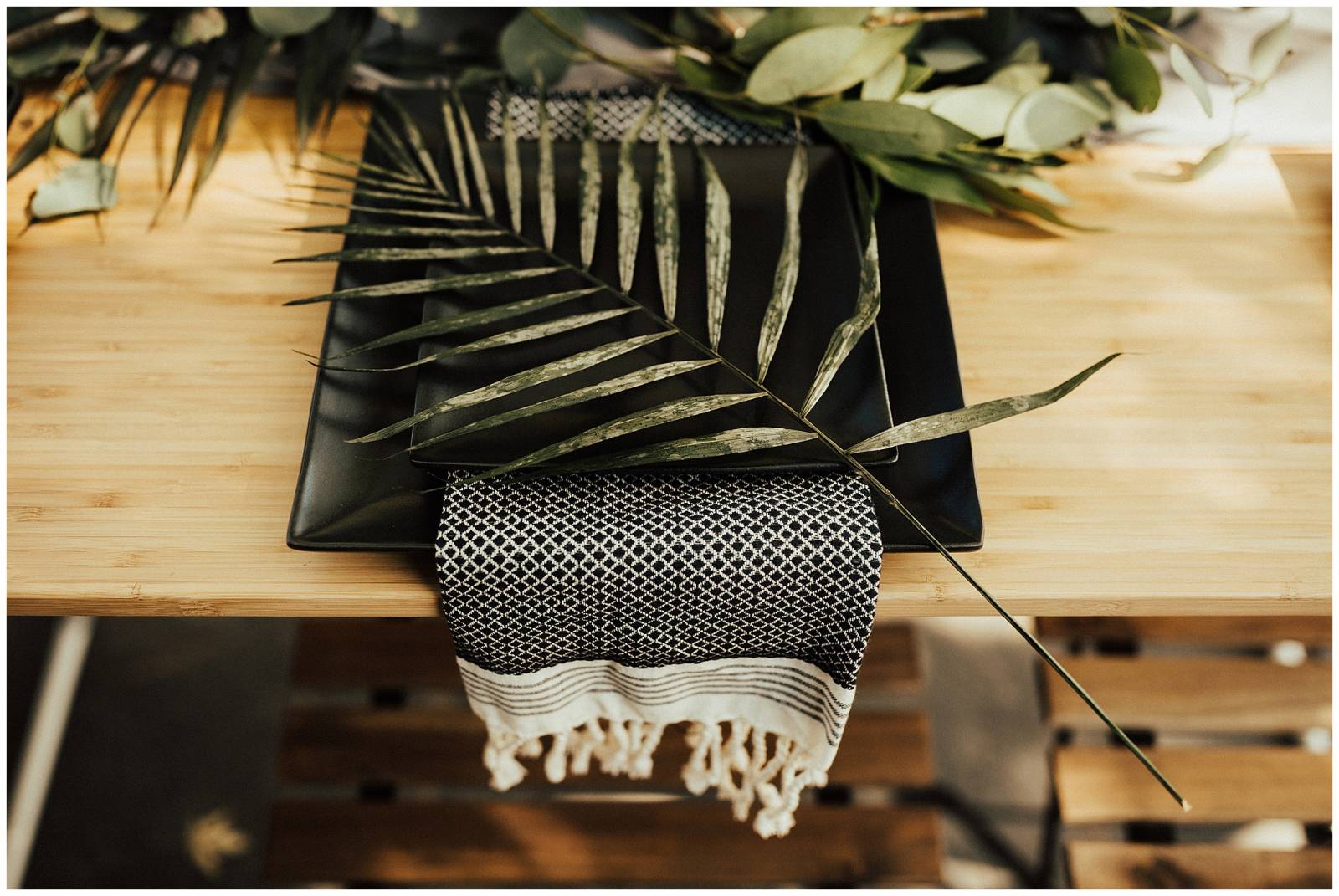 black and green wedding reception place settings | inspiration