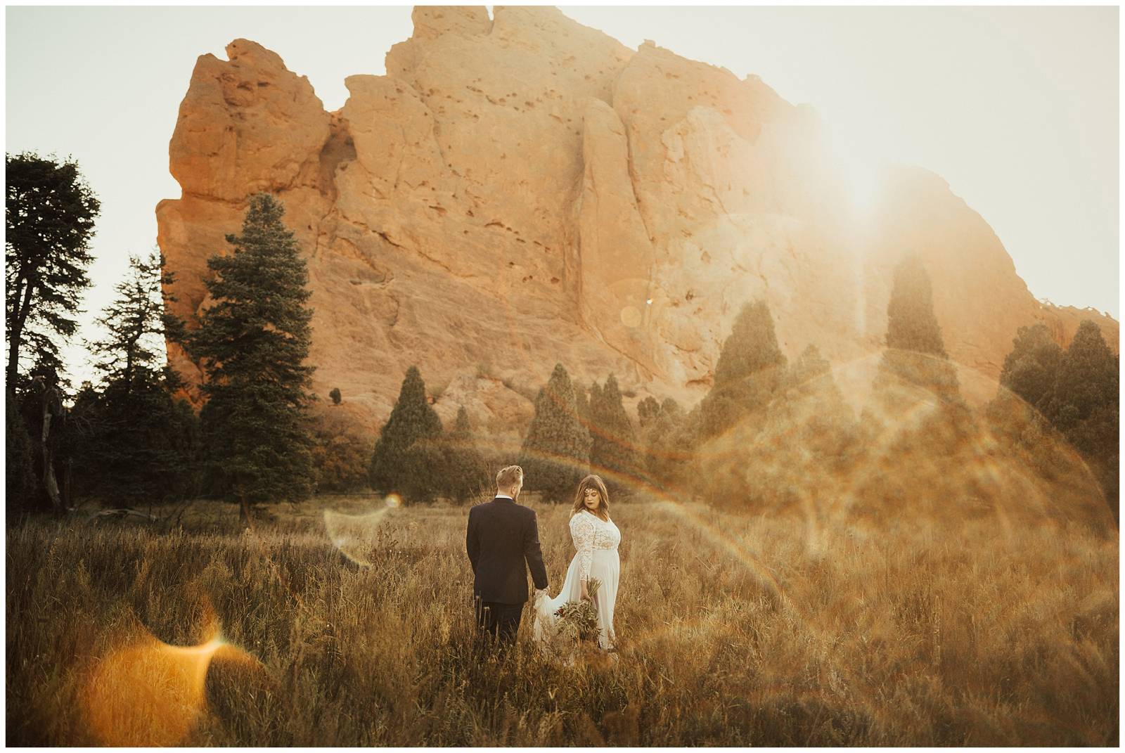 Garden Of The Gods Sunset Wedding Colorado Springs Real Wedding