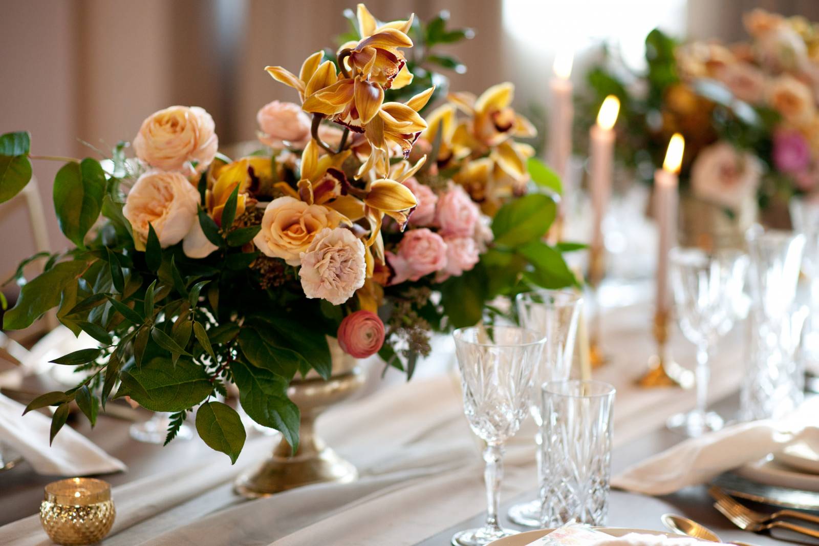 floral centerpiece inspiration | yellow and pink blooms