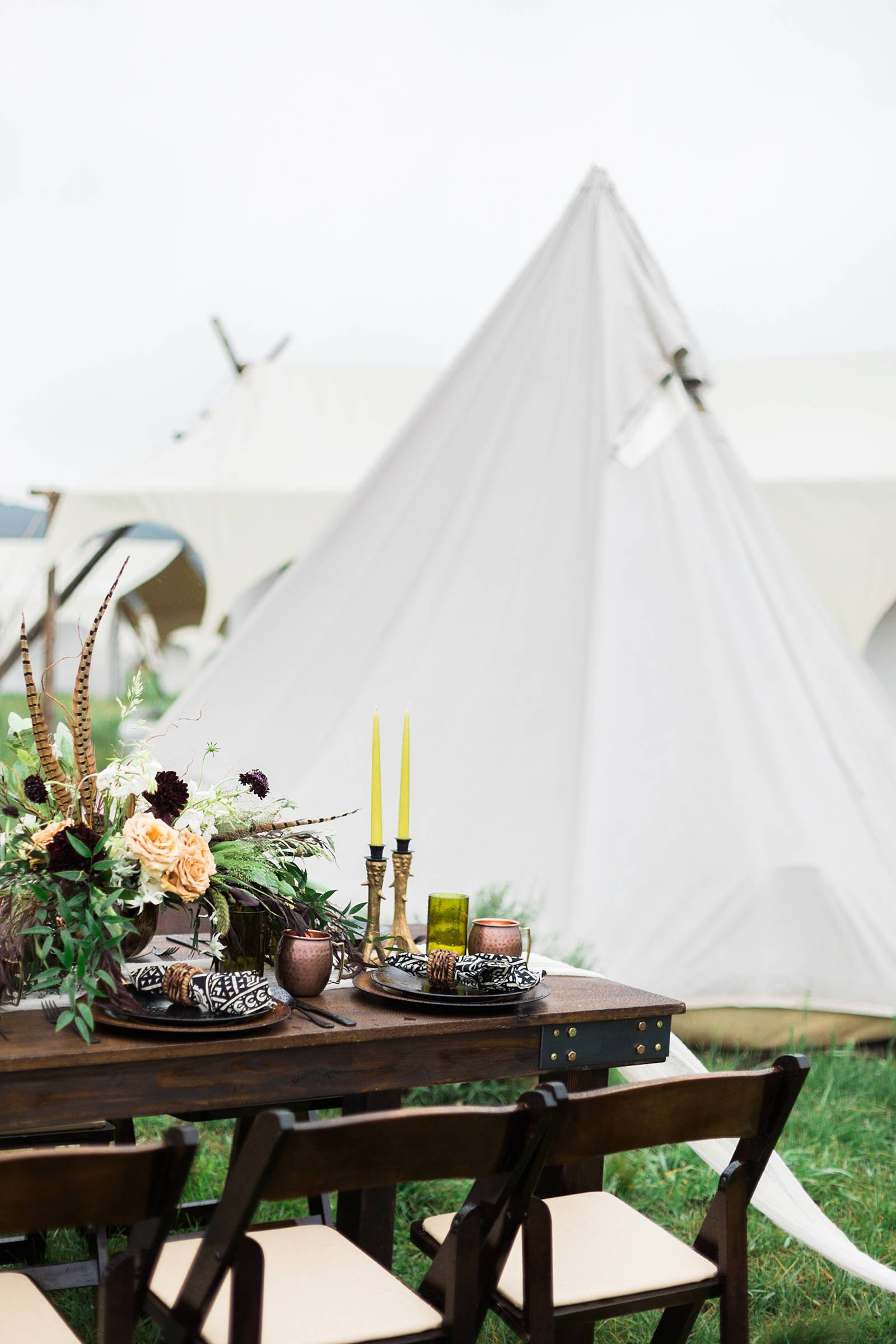romantic safari wedding reception inspiration | Yellowstone Under Canvas | Montana wedding venue