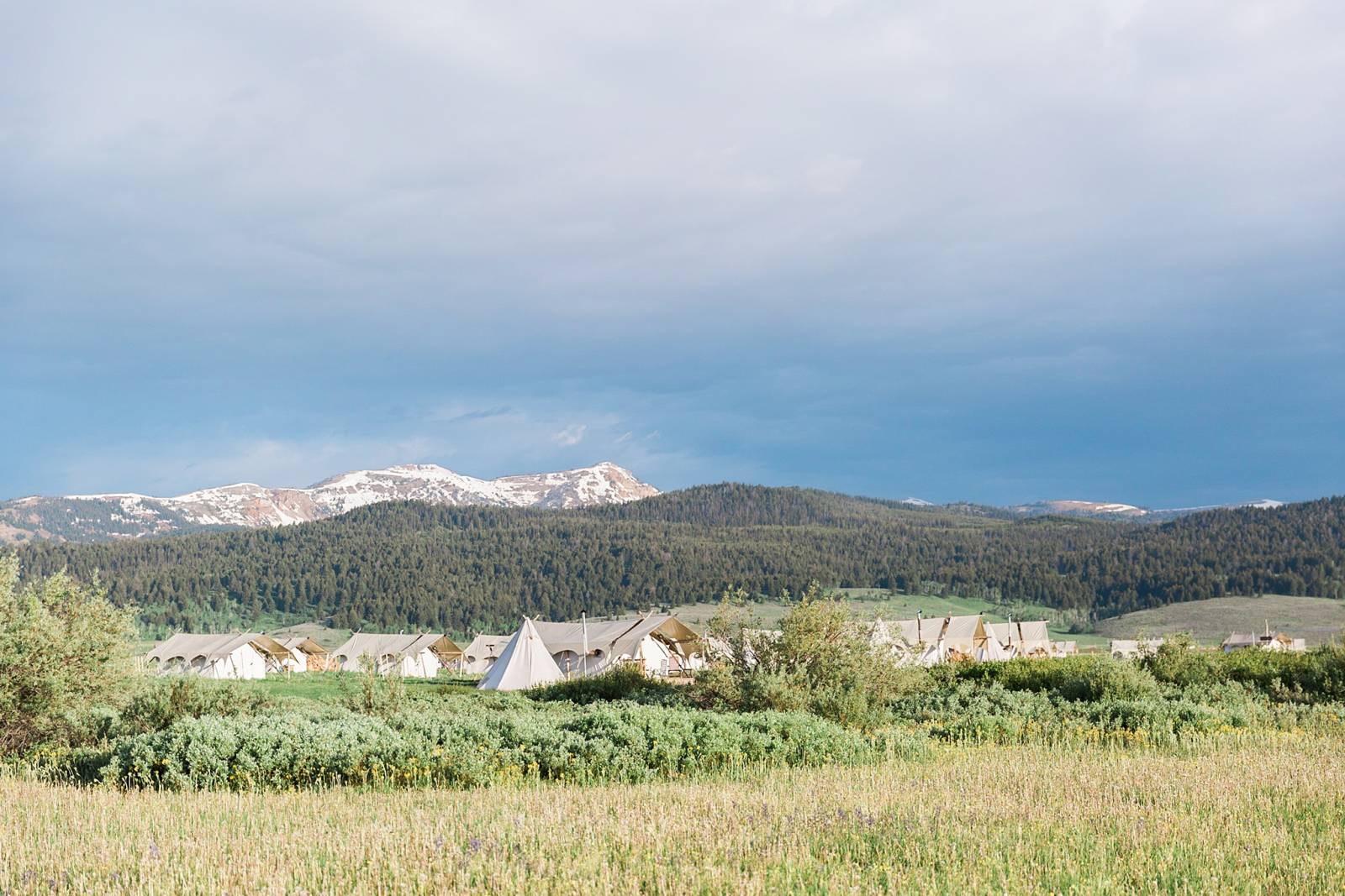 Yellowstone Under Canvas | Montana wedding venue