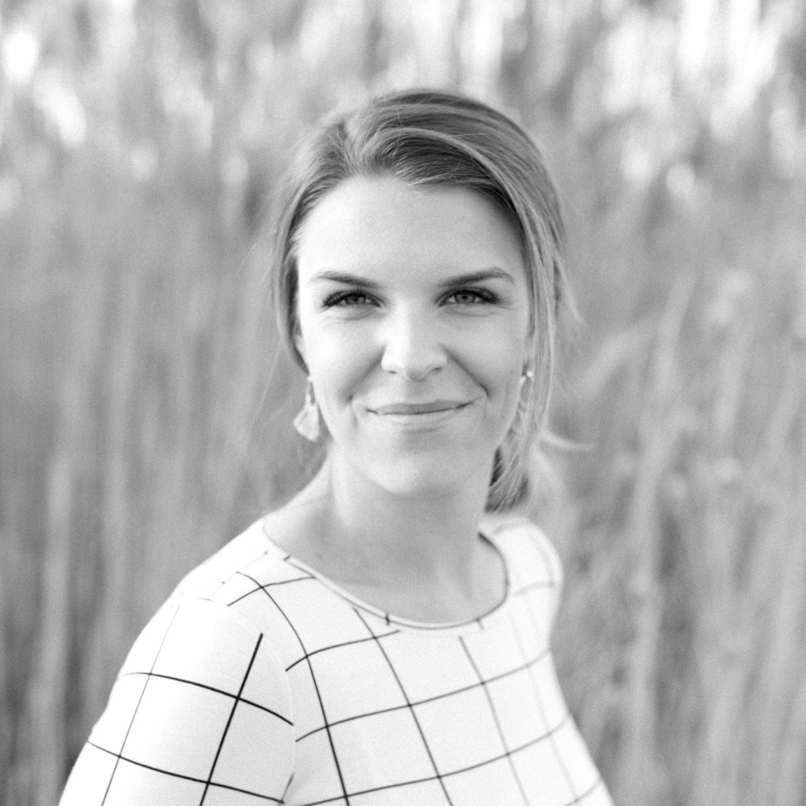 Erin Elizabeth Photo