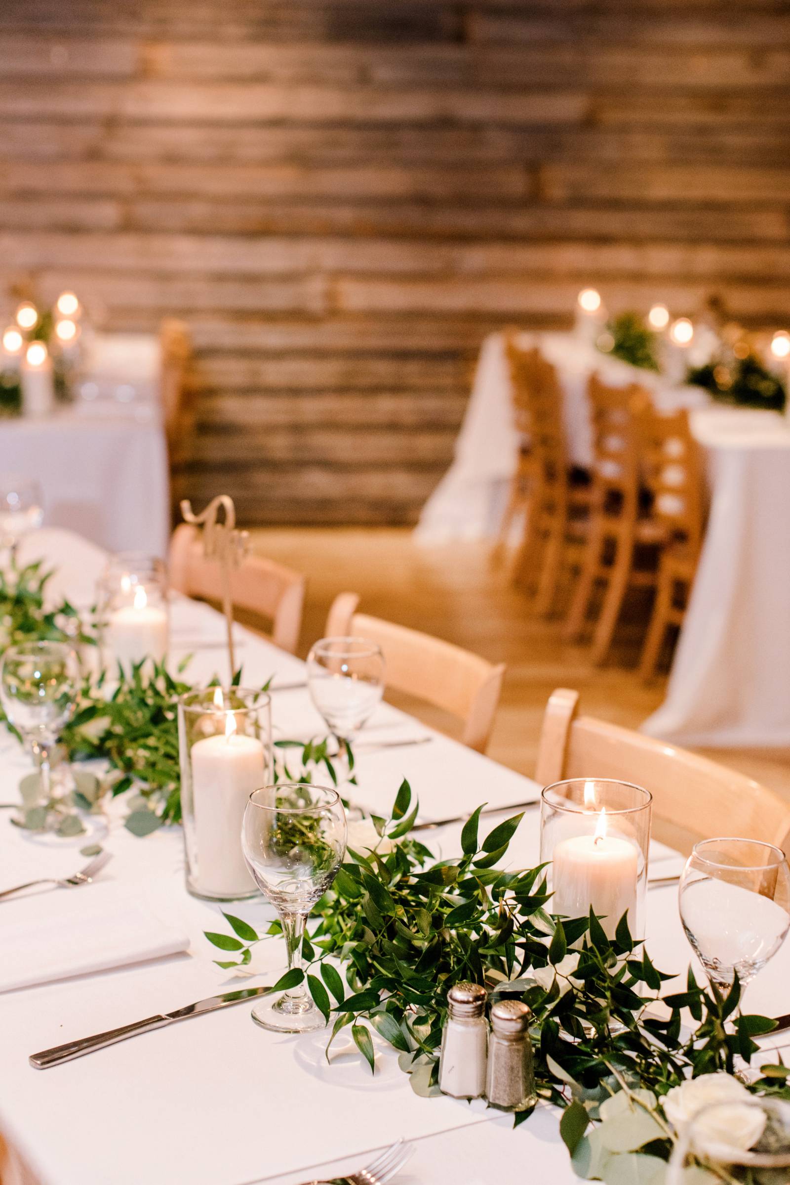 classic wedding reception decor | mountain wedding venue | Canmore winter wedding inspiration