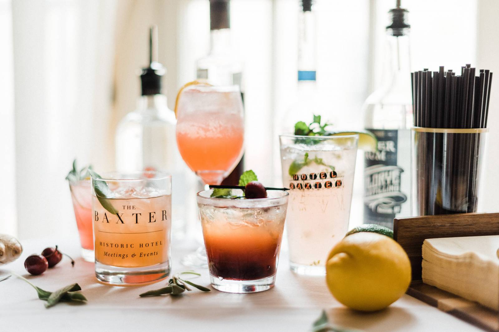 5 Summer Signature Cocktails We Re Sippin On Wedding Inspiration