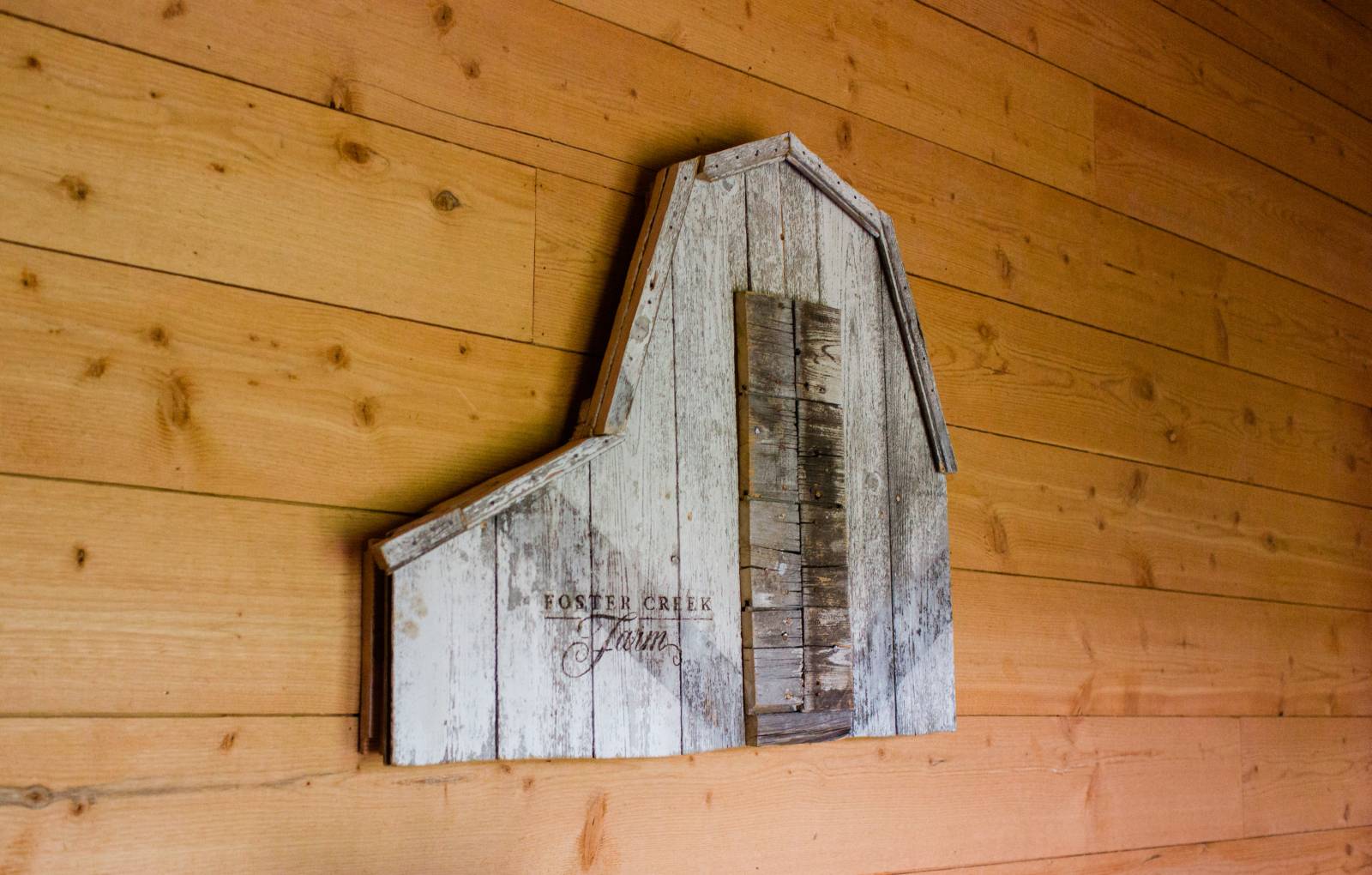 Montana barn wedding inspiration