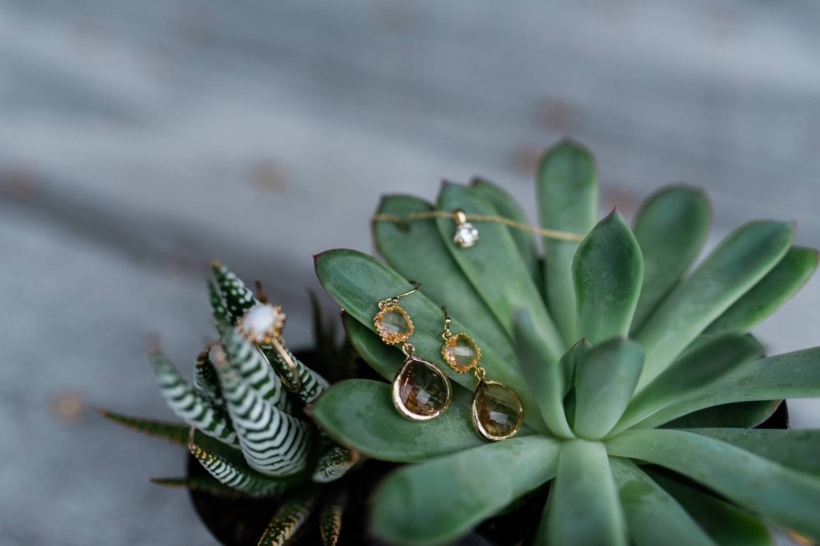 Montana barn wedding inspiration | bride's jewelry