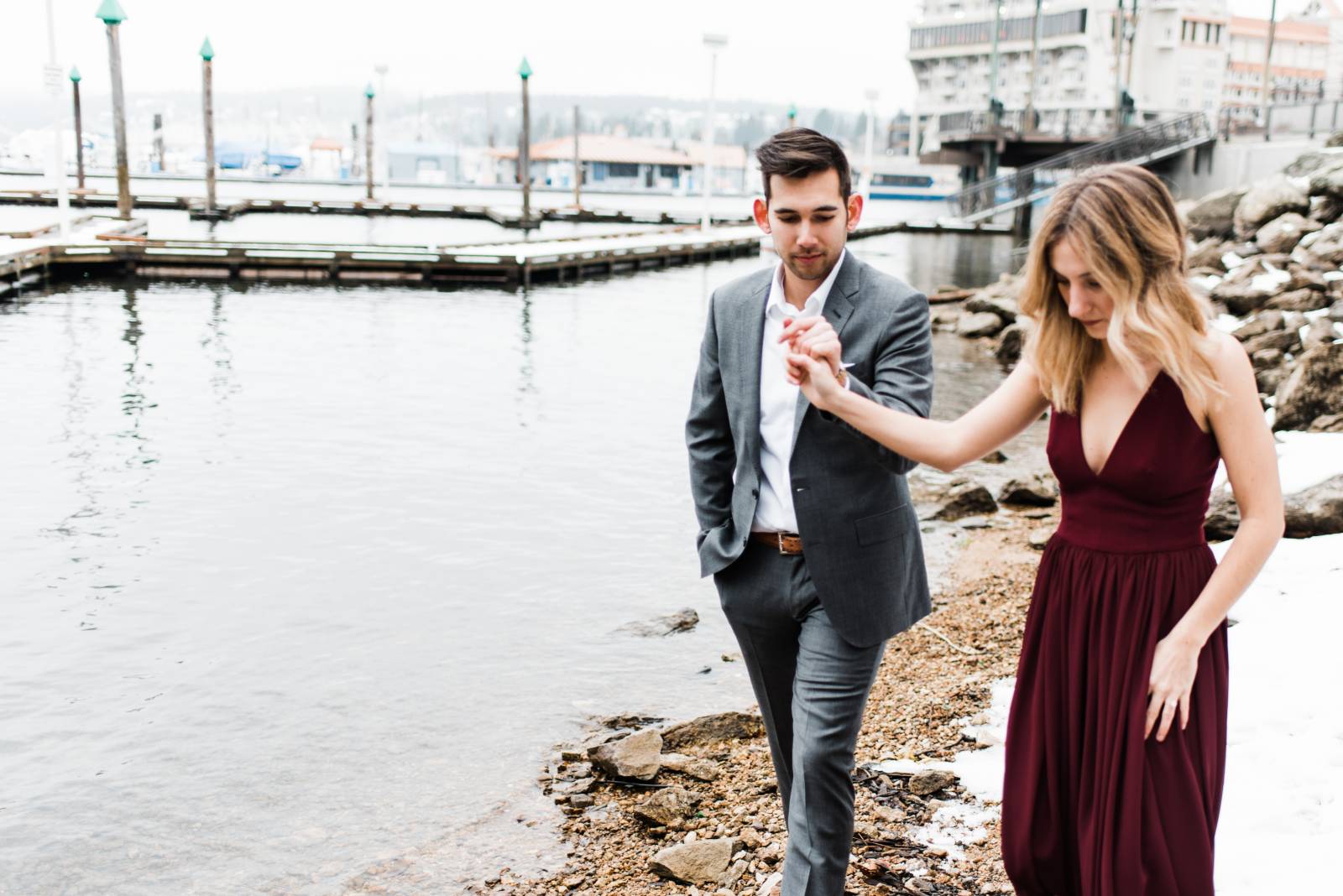 winter engagement photoshoot
