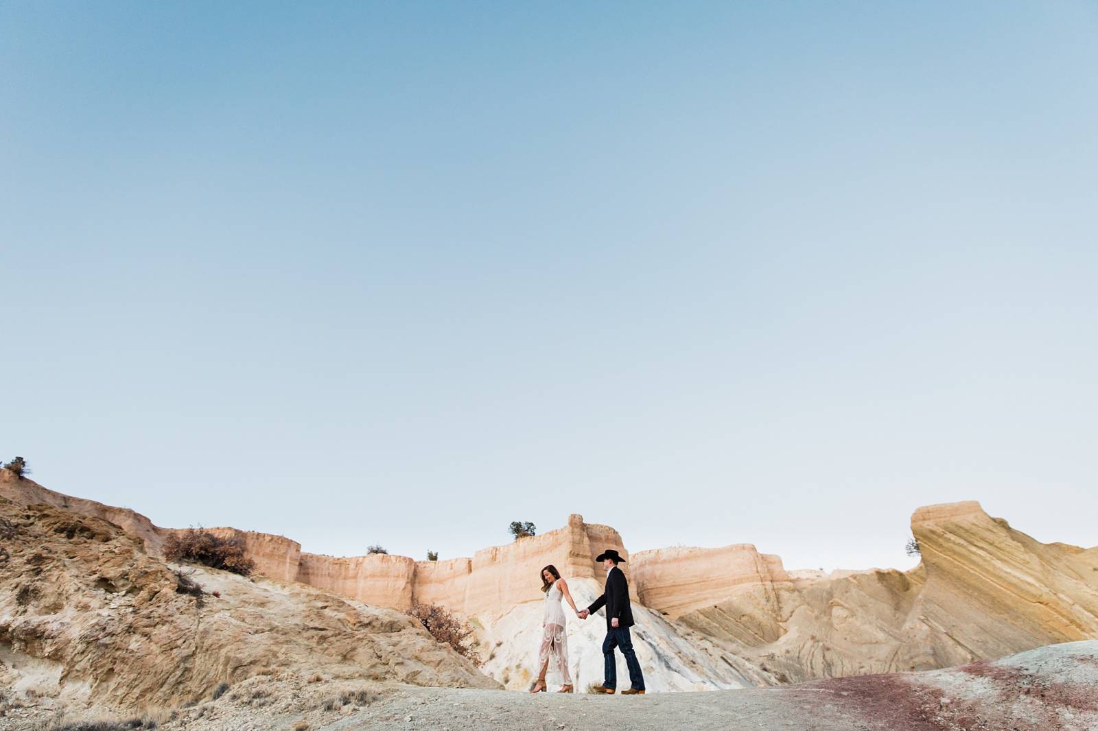 Southwestern summer engagement inspiration captured by New Mexico Wedding Photographer, Arielei Kinz