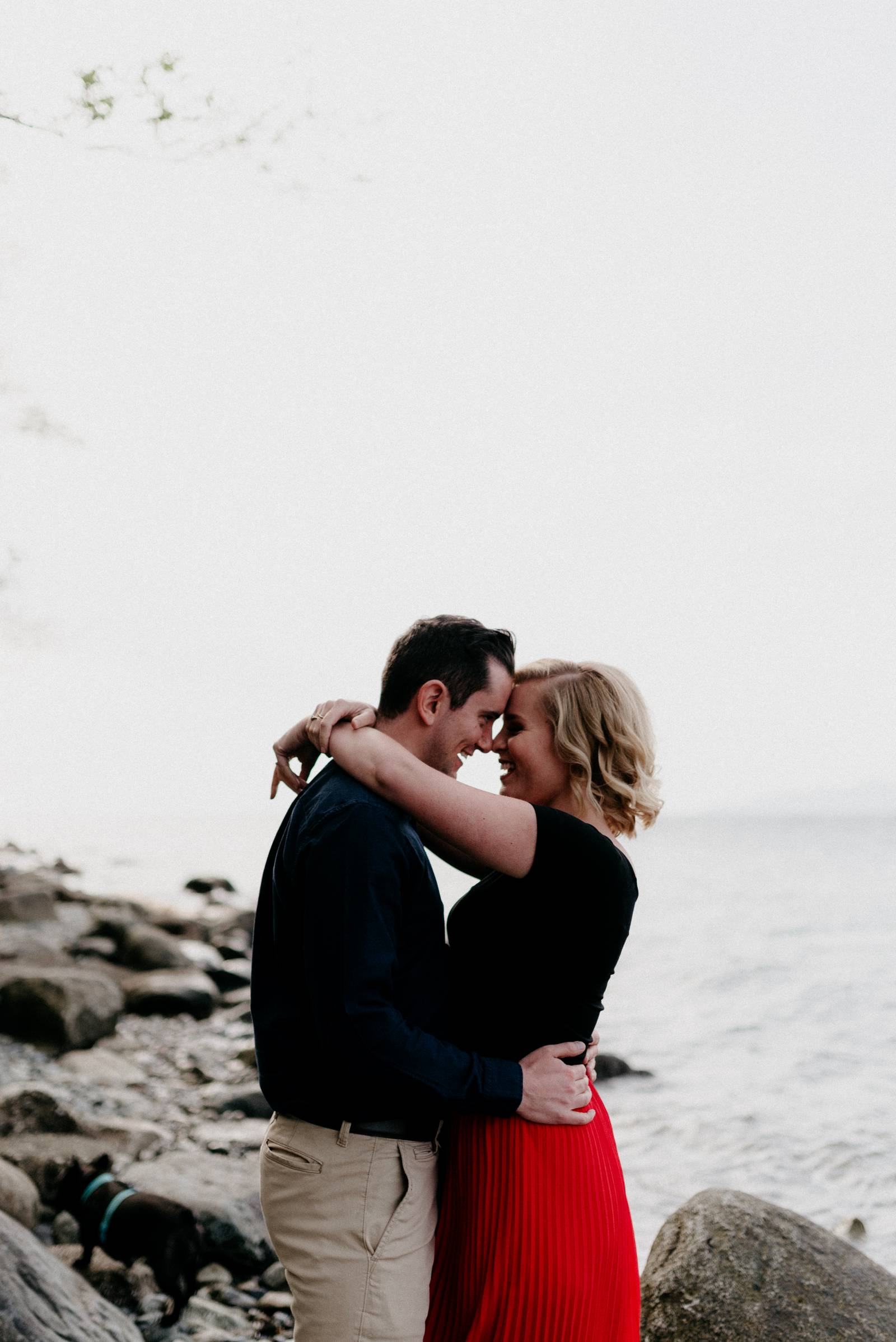 Acadia Beach engagement photo session captured by wedding photographer Hennygraphy