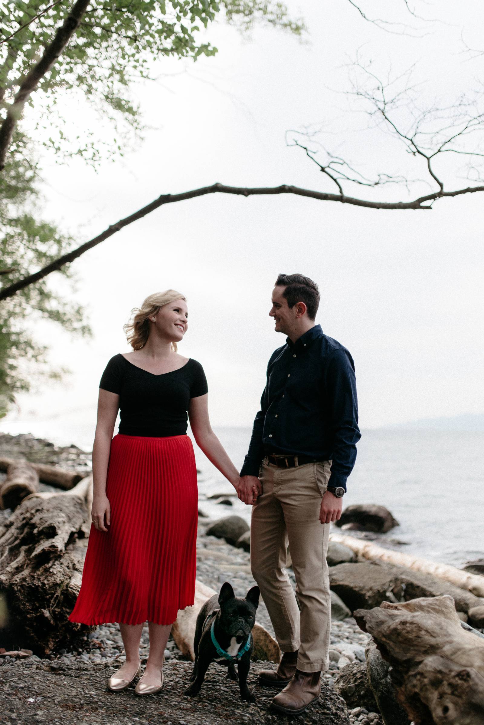 Acadia Beach engagement photo session captured by wedding photographer Hennygraphy