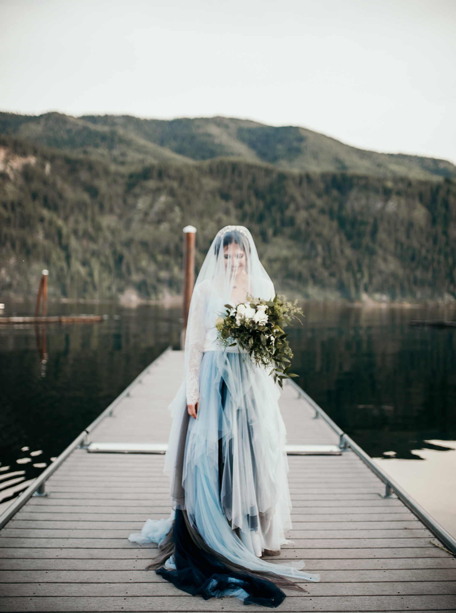 woodsy Idaho outdoor elopement inspiration | wedding dress inspiration